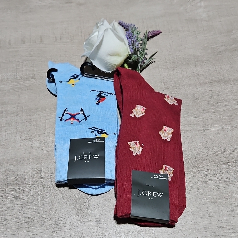 J. Crew Men's Light Blue and Burgundy Holiday Socks